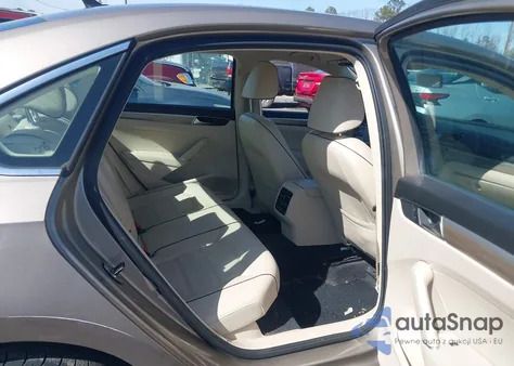 2016 Volkswagen Passat 1.8T Se из США, поврежденный, VIN 1VWBT7A34GC054053